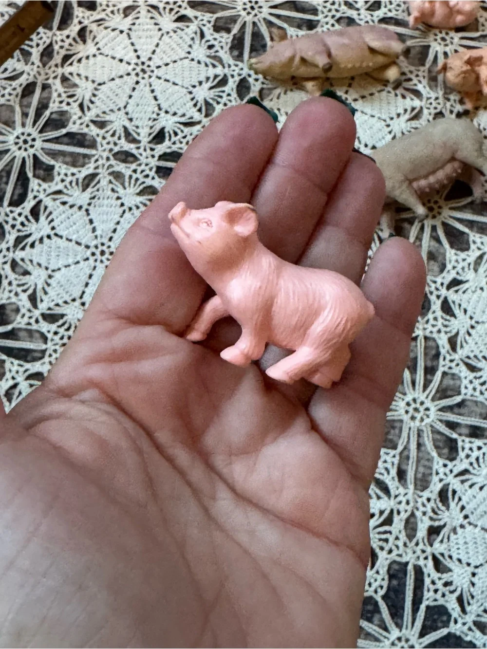Vintage Pig Figurine Lot of 5 – Farm Animal Miniatures Mixed Styles